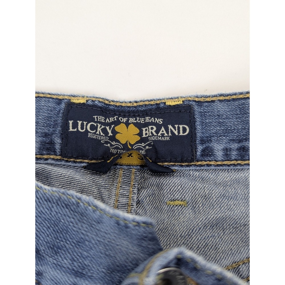Lucky‎ - Picture 7 of 12